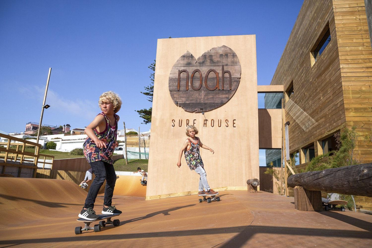 Noah Surf House Portugal Hotell Santa Cruz  Eksteriør bilde
