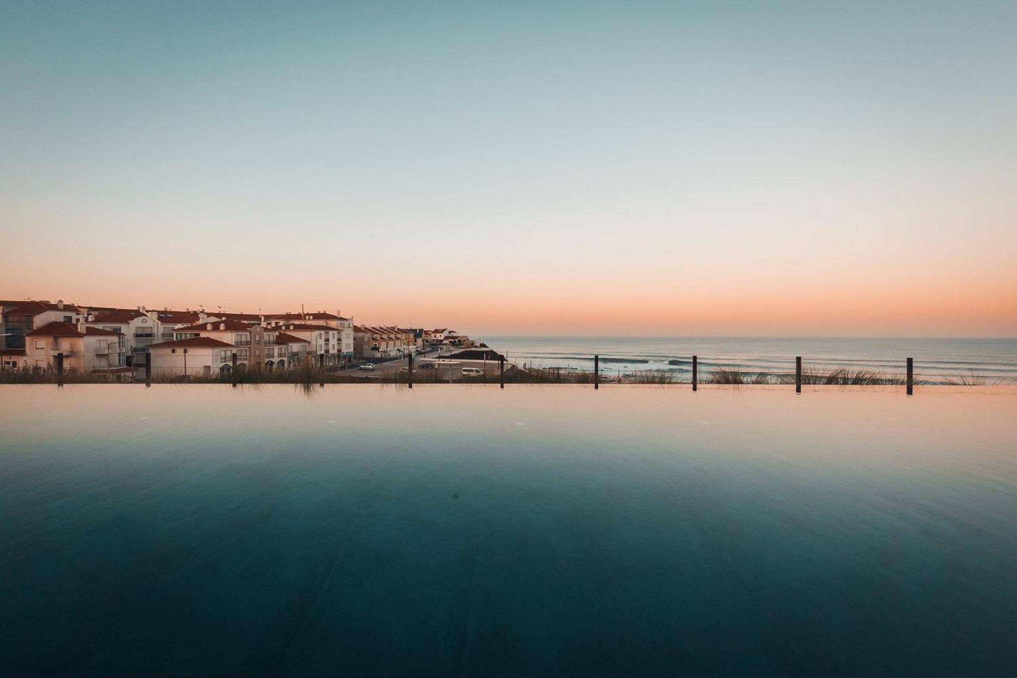 Noah Surf House Portugal Hotell Santa Cruz  Eksteriør bilde