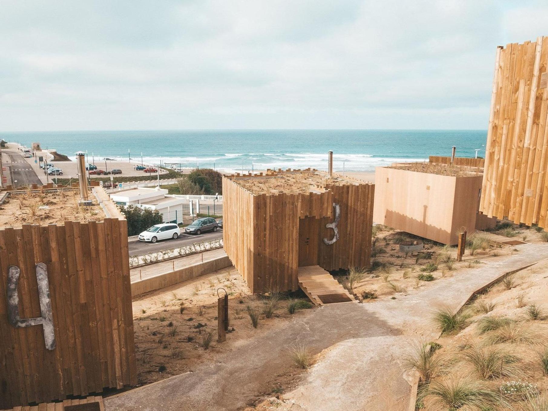 Noah Surf House Portugal Hotell Santa Cruz  Rom bilde